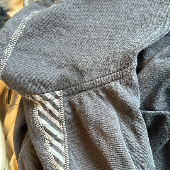 LL Bean zip sweatshirt - Picture 7 of 7